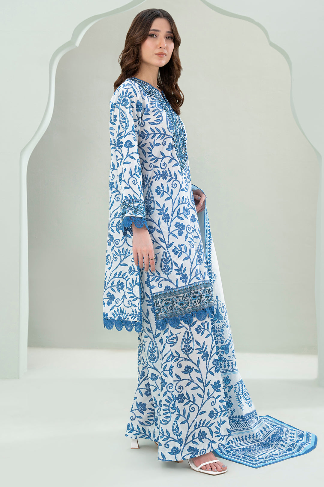 Embroidered Shirt Shalwar Dupatta - 0526