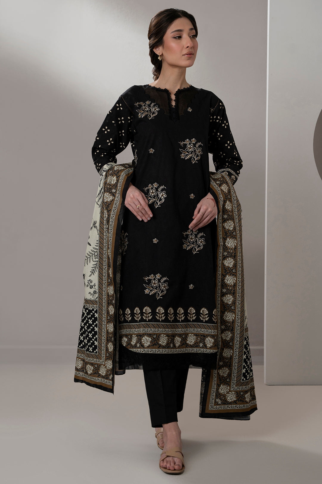 Embroidered Shirt Shalwar Dupatta - 0597