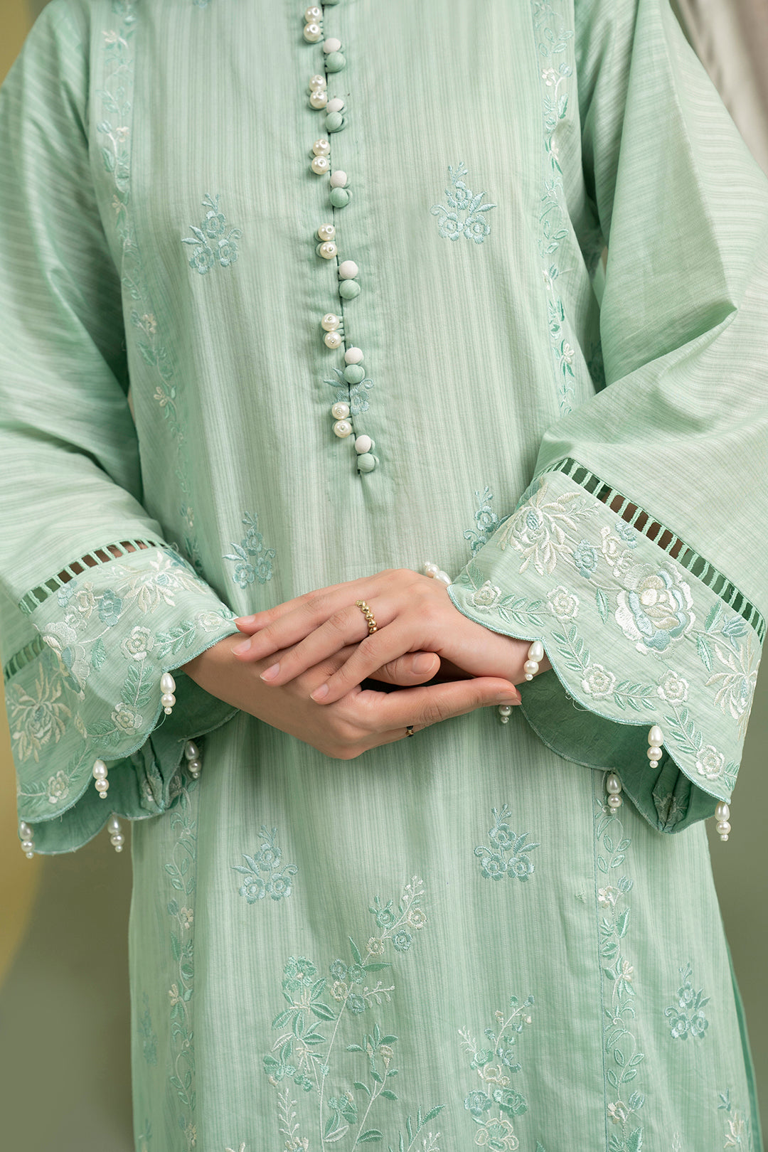 Embroidered Shirt Shalwar Dupatta - 0605