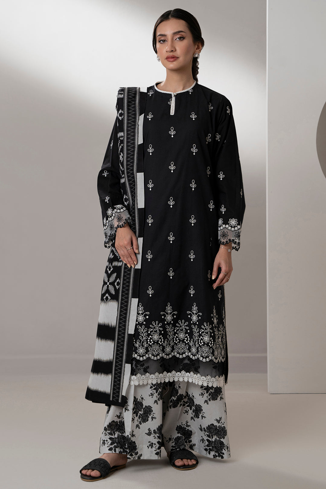 Embroidered Shirt Shalwar Dupatta - 0675