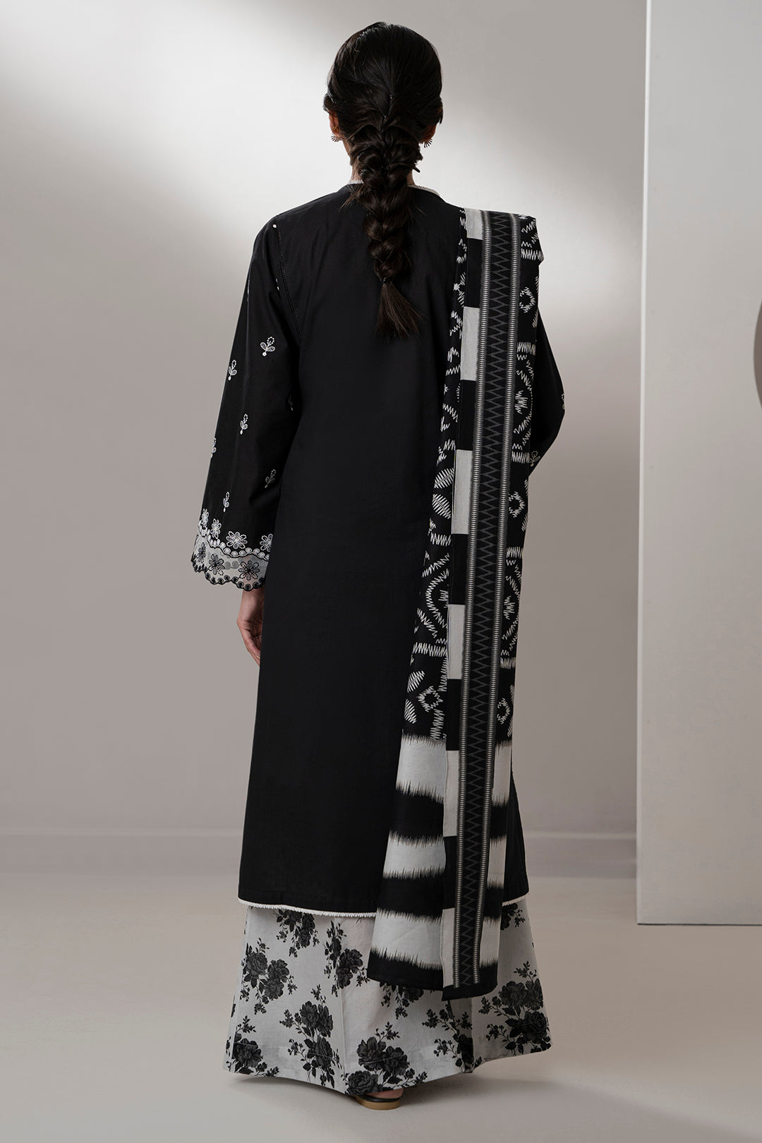 Embroidered Shirt Shalwar Dupatta - 0675