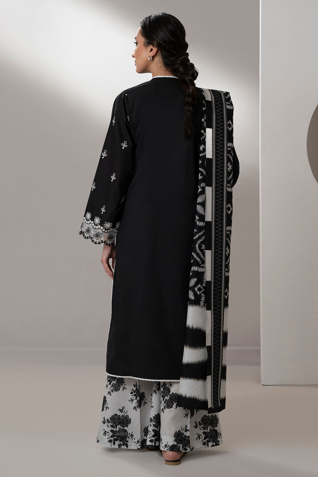 Embroidered Shirt Shalwar Dupatta - 0675
