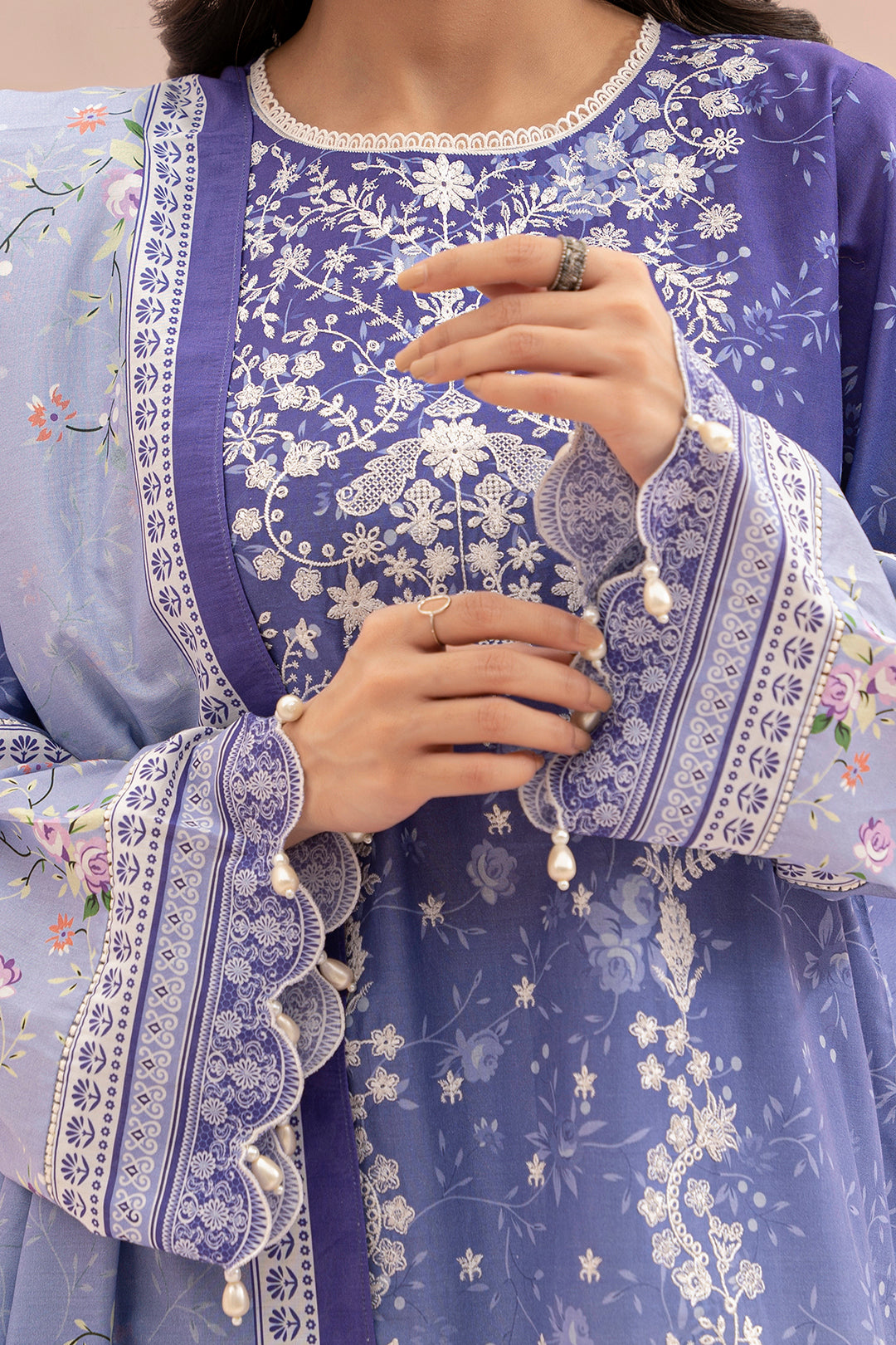 Embroidered Shirt Shalwar Dupatta - 0676