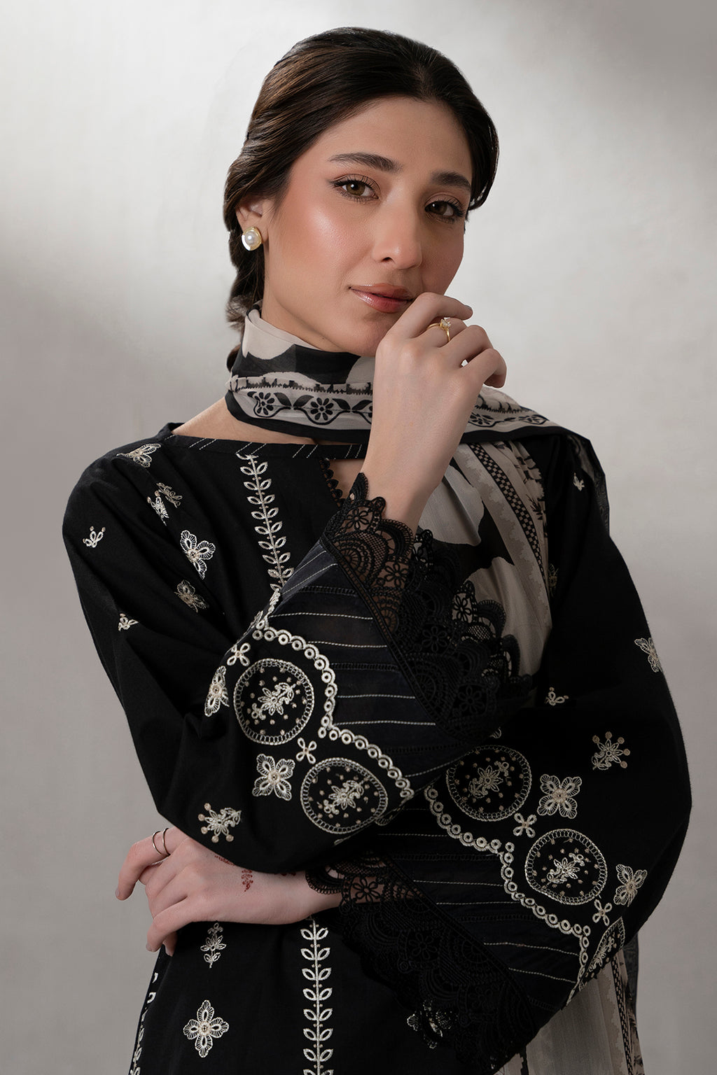 Embroidered Shirt Shalwar Dupatta - 0683