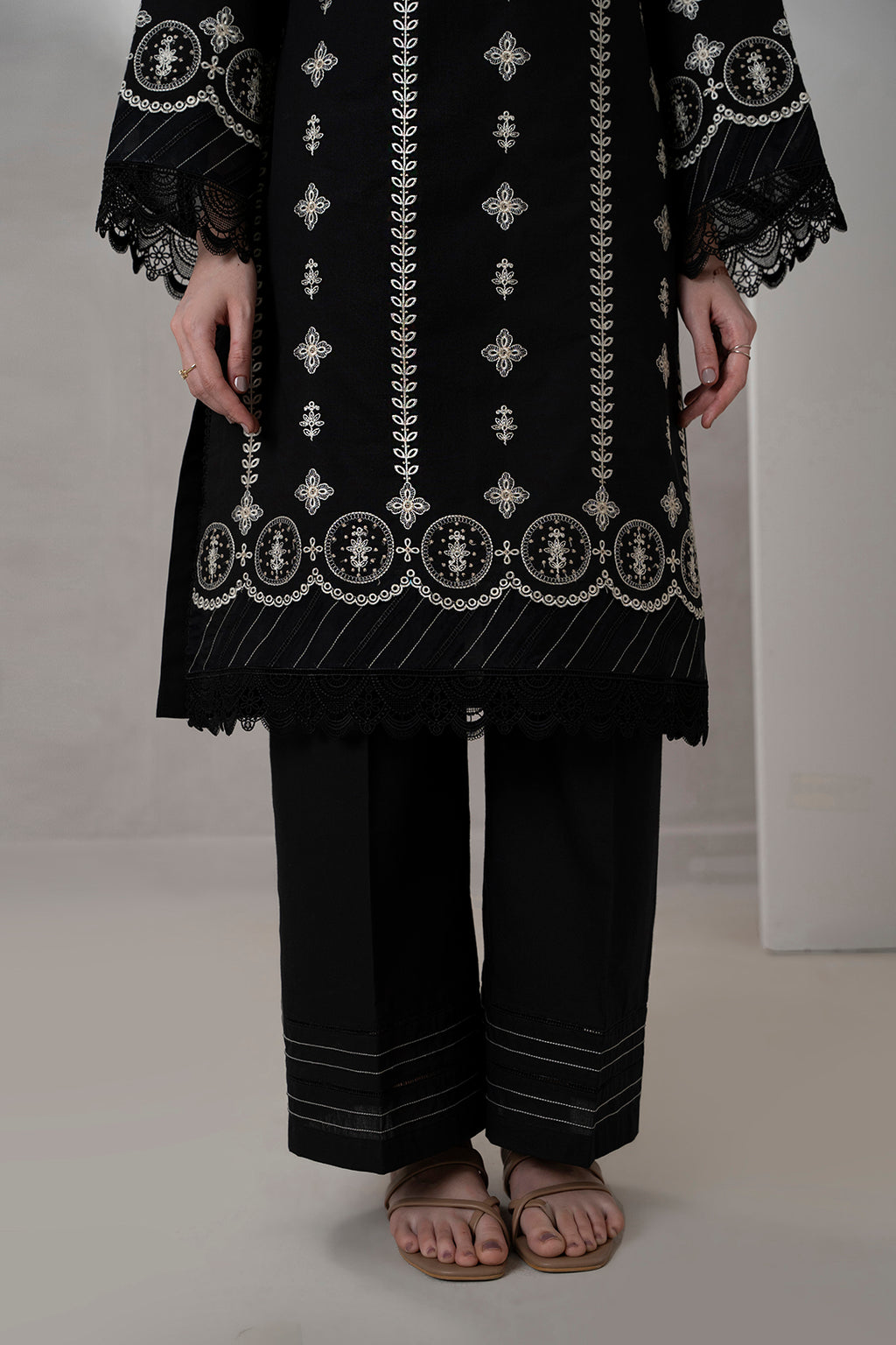 Embroidered Shirt Shalwar Dupatta - 0683