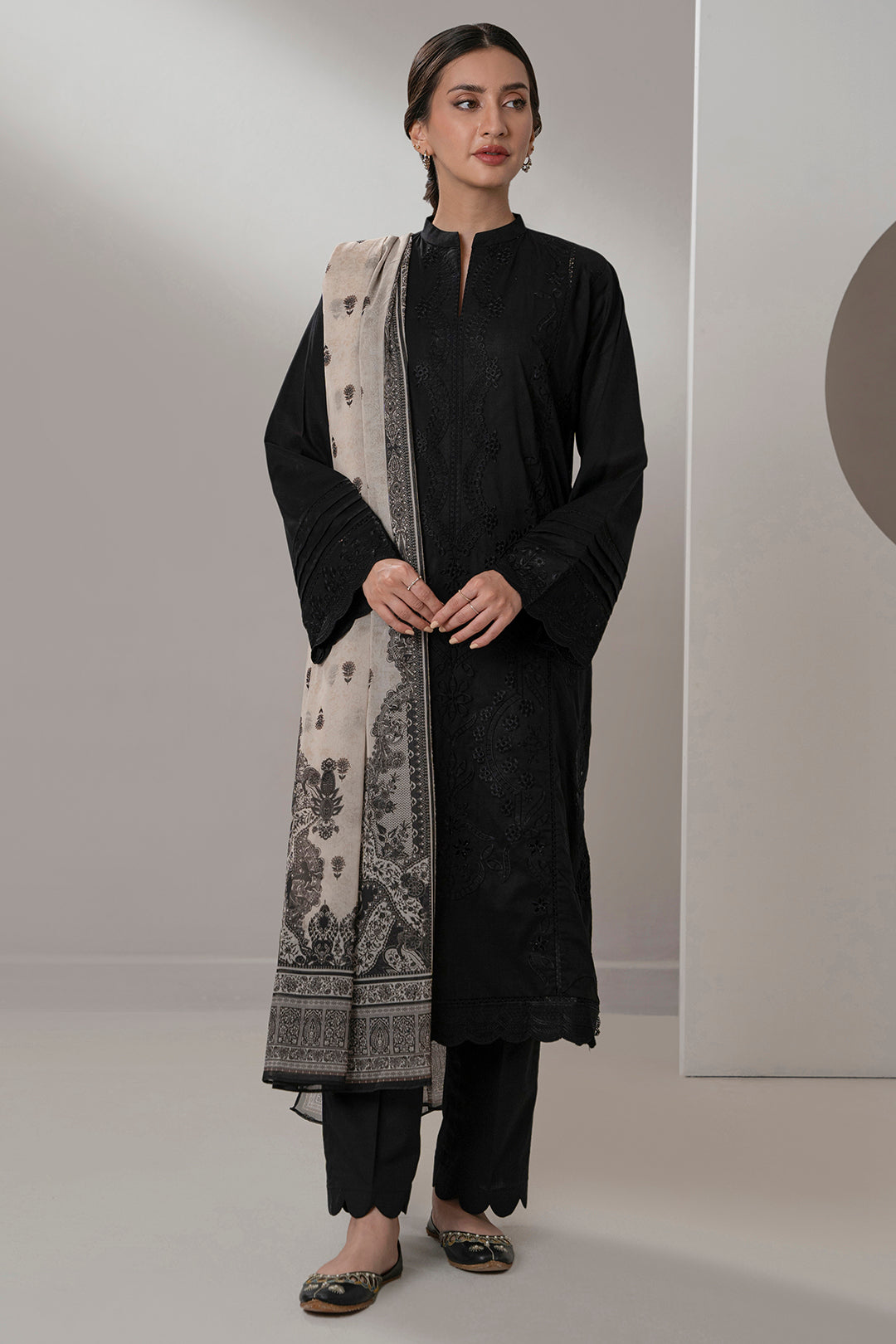 Embroidered Shirt Shalwar Dupatta - 0684