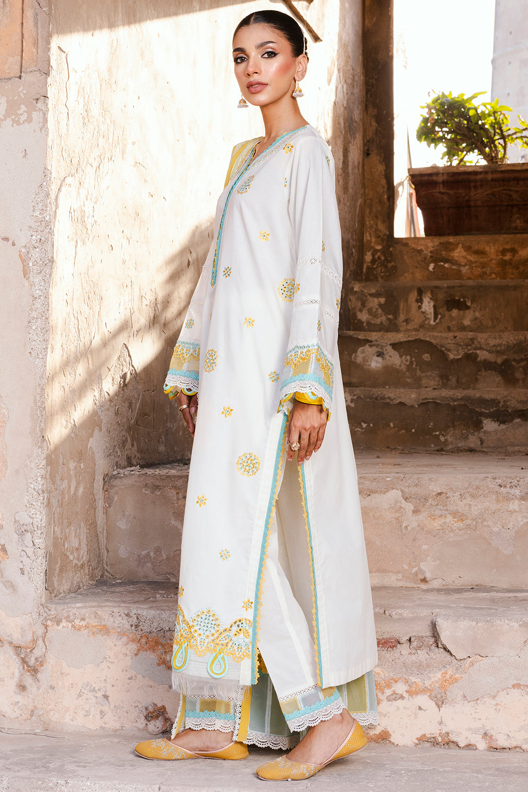 Embroidered Shirt Shalwar Dupatta - 0804