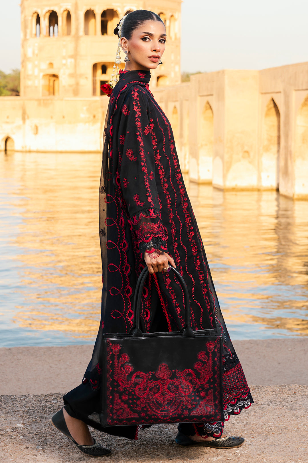 Embroidered Shirt Shalwar Dupatta - 0822