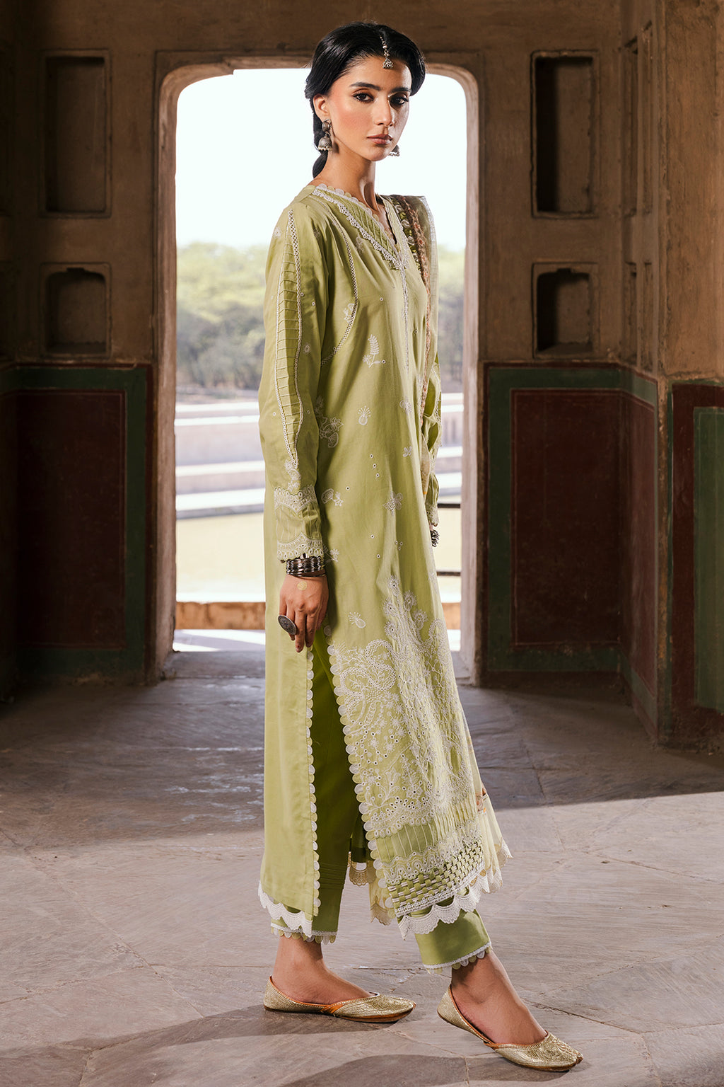 Embroidered Shirt Shalwar Dupatta - 0828