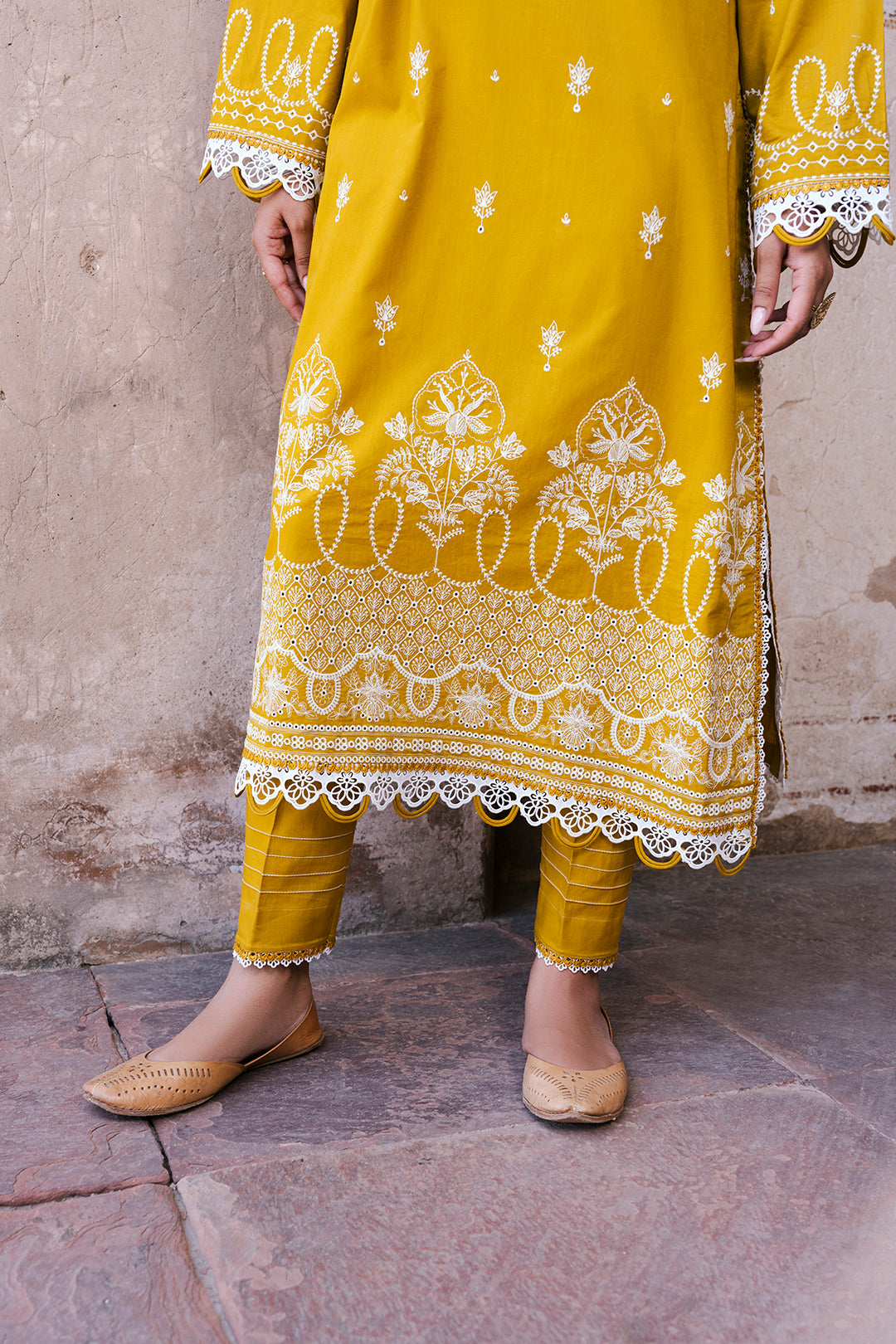 Embroidered Shirt Shalwar Dupatta - 0829