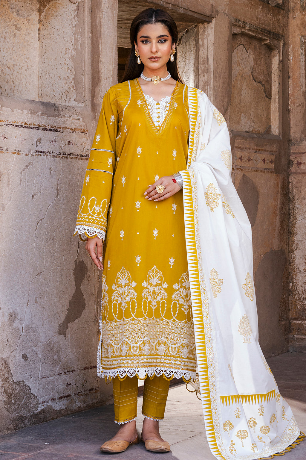 Embroidered Shirt Shalwar Dupatta - 0829