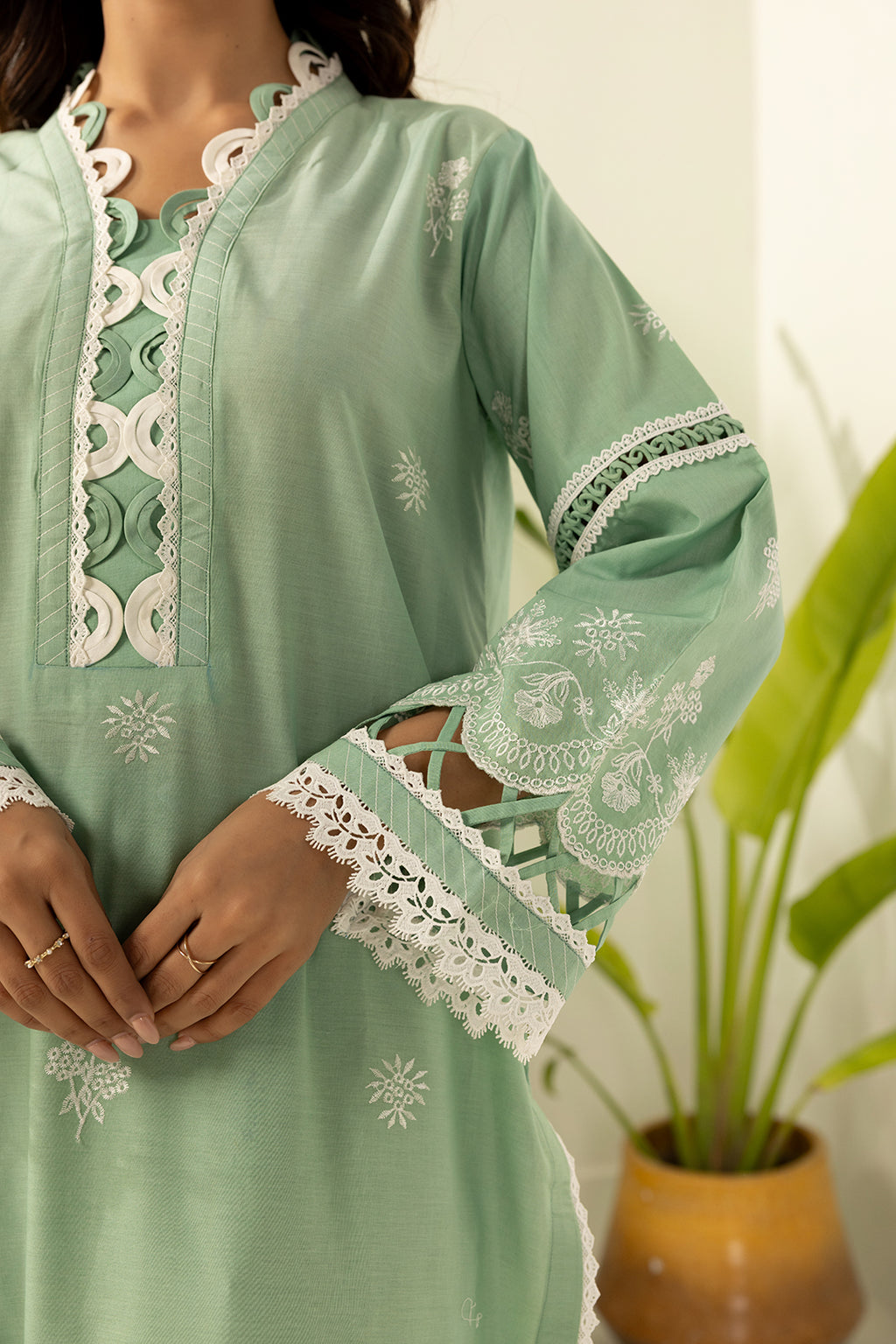 Embroidered Shirt Shalwar Dupatta - 0568