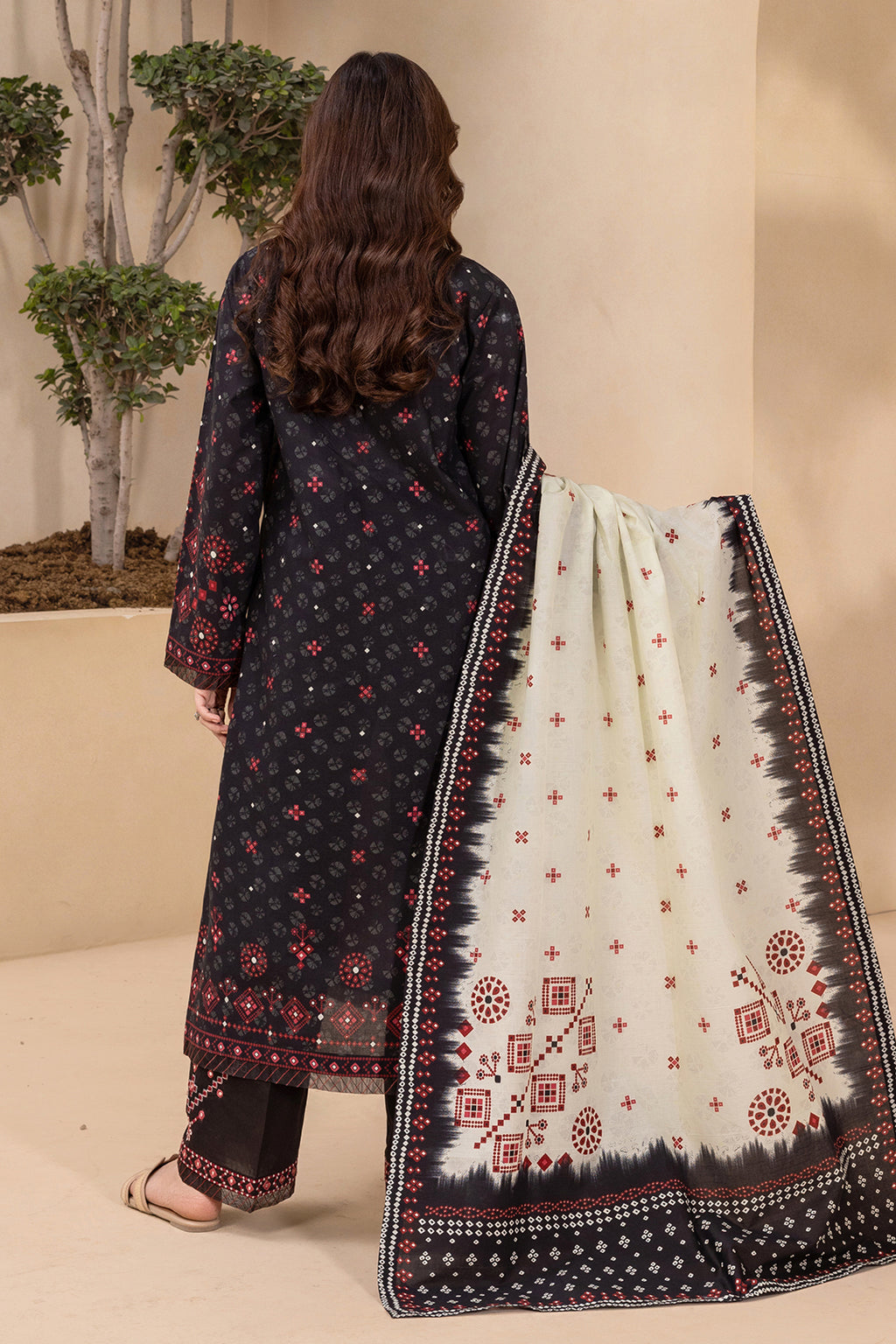 Shirt Shalwar Dupatta - 0572