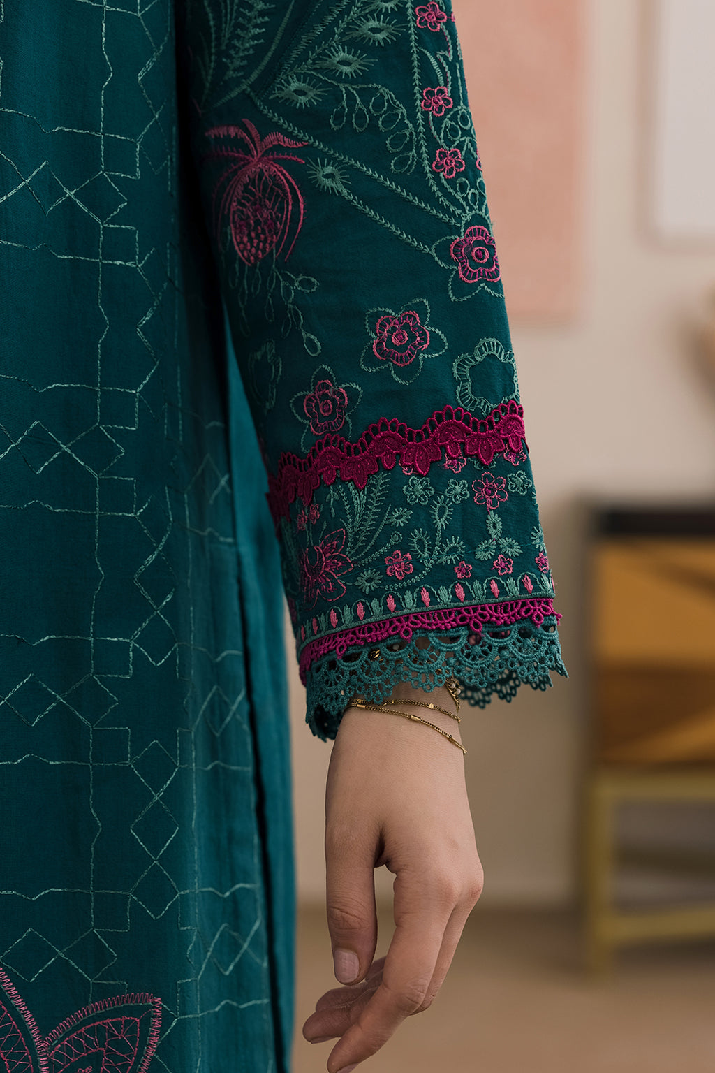 Embroidered Shirt Shalwar Dupatta - 0573