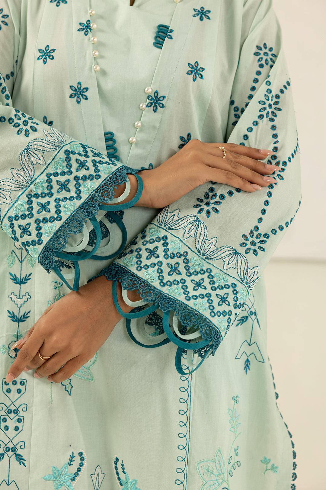 Embroidered Shirt Shalwar Dupatta - 0576