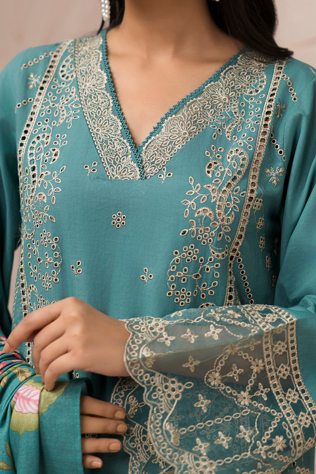 Embroidered Shirt Shalwar Dupatta - 0582