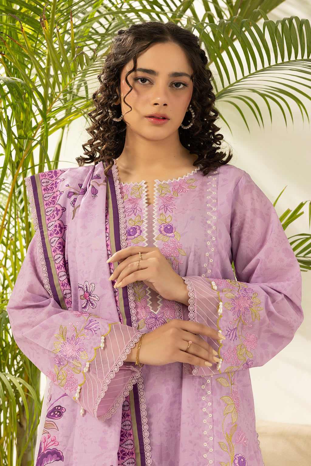 Embroidered Shirt Shalwar Dupatta - 0640