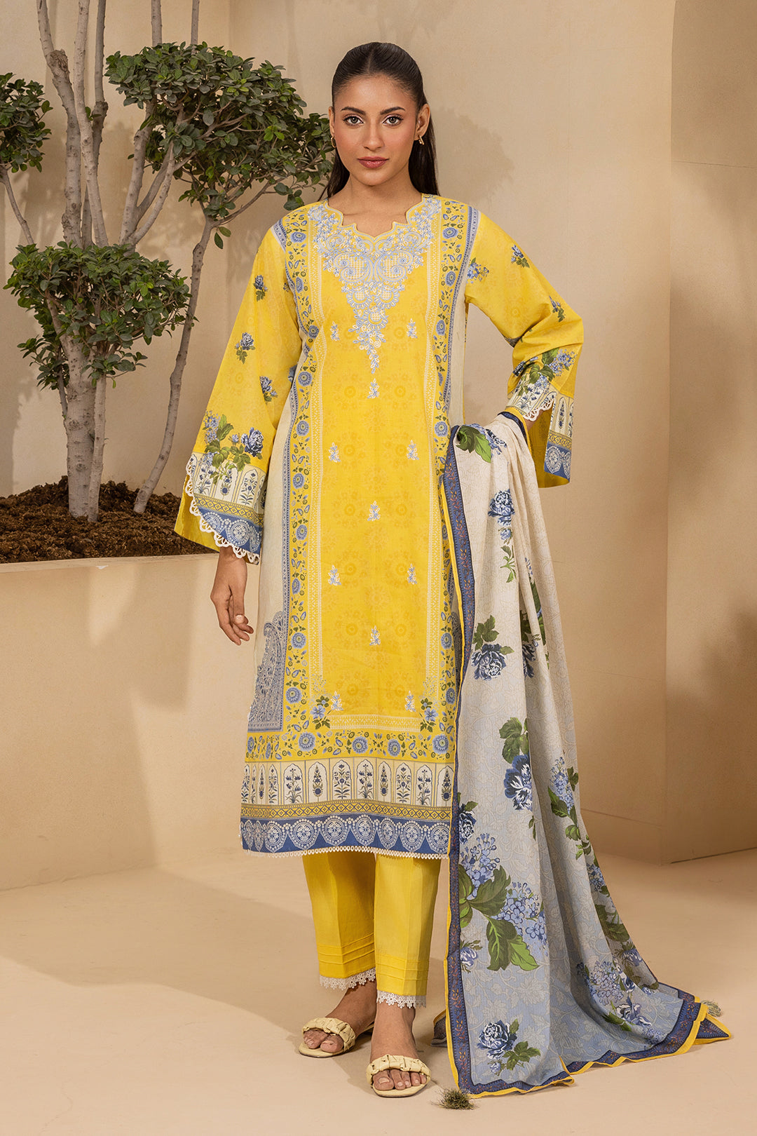 Embroidered Shirt Shalwar Dupatta - 0642