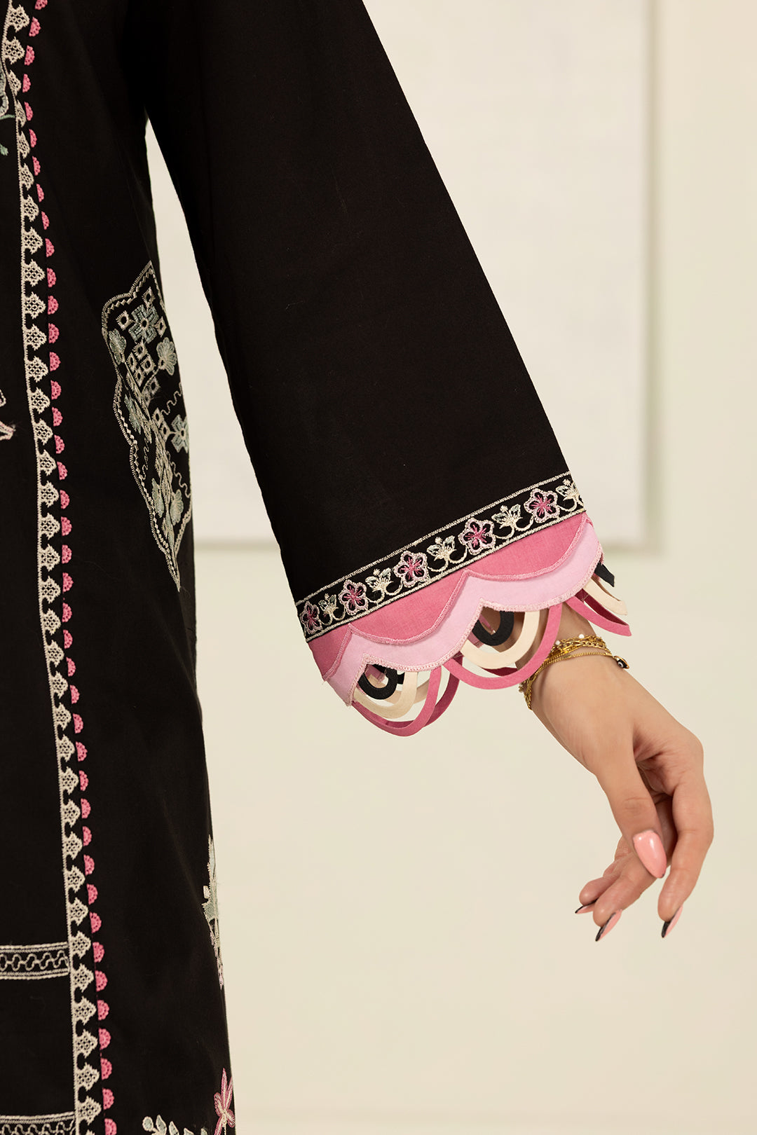 Embroidered Shirt Shalwar Dupatta - 0646