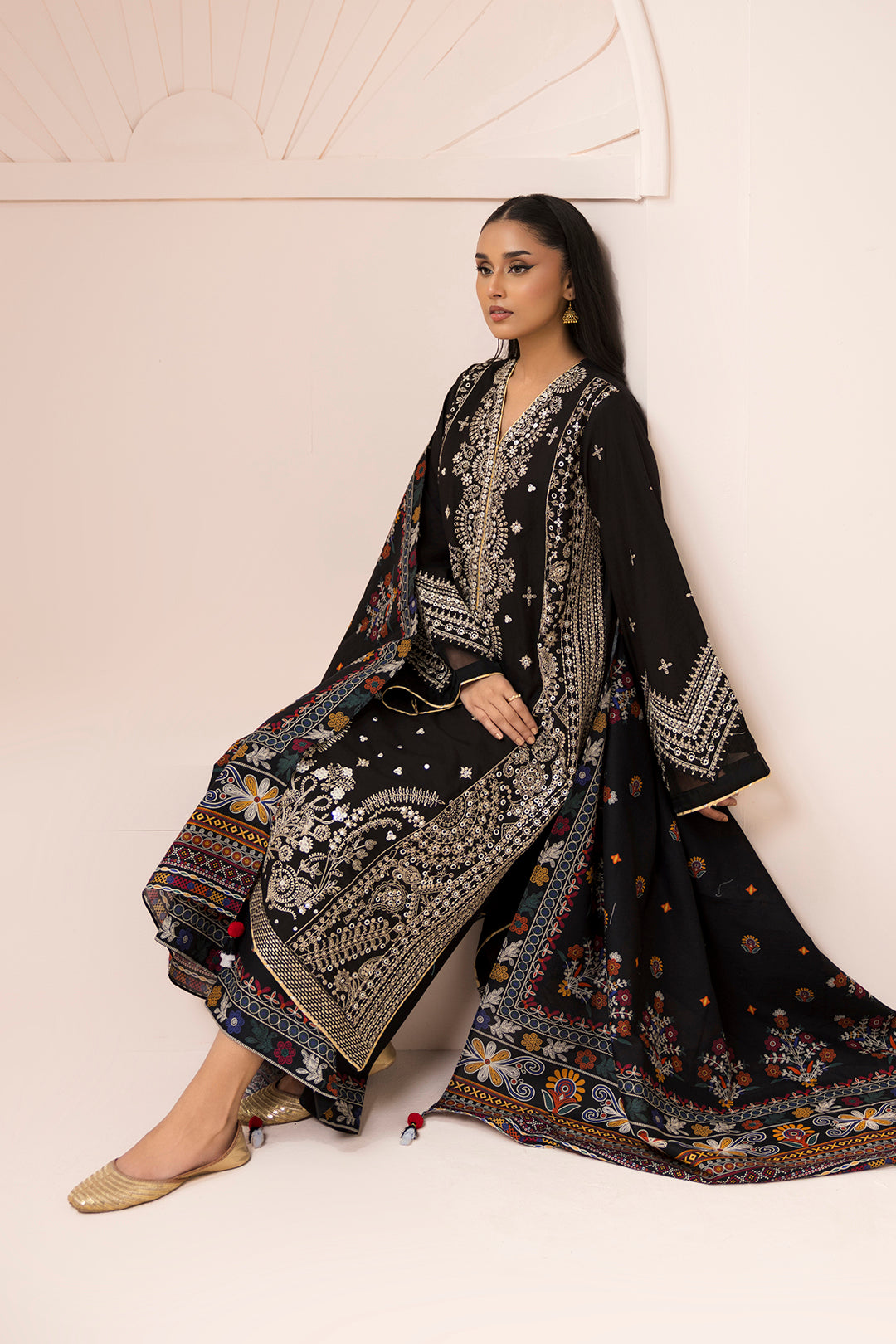 Embroidered Shirt Shalwar Dupatta - 0652