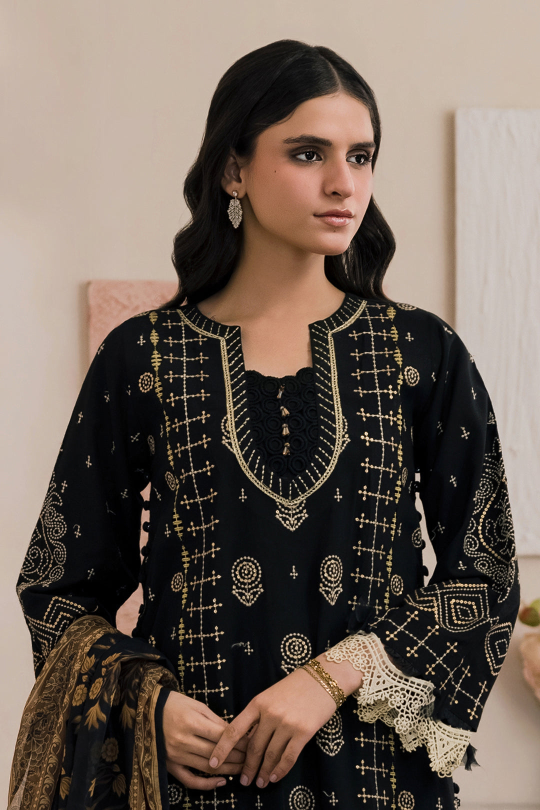 Embroidered Shirt Shalwar Dupatta - 0657