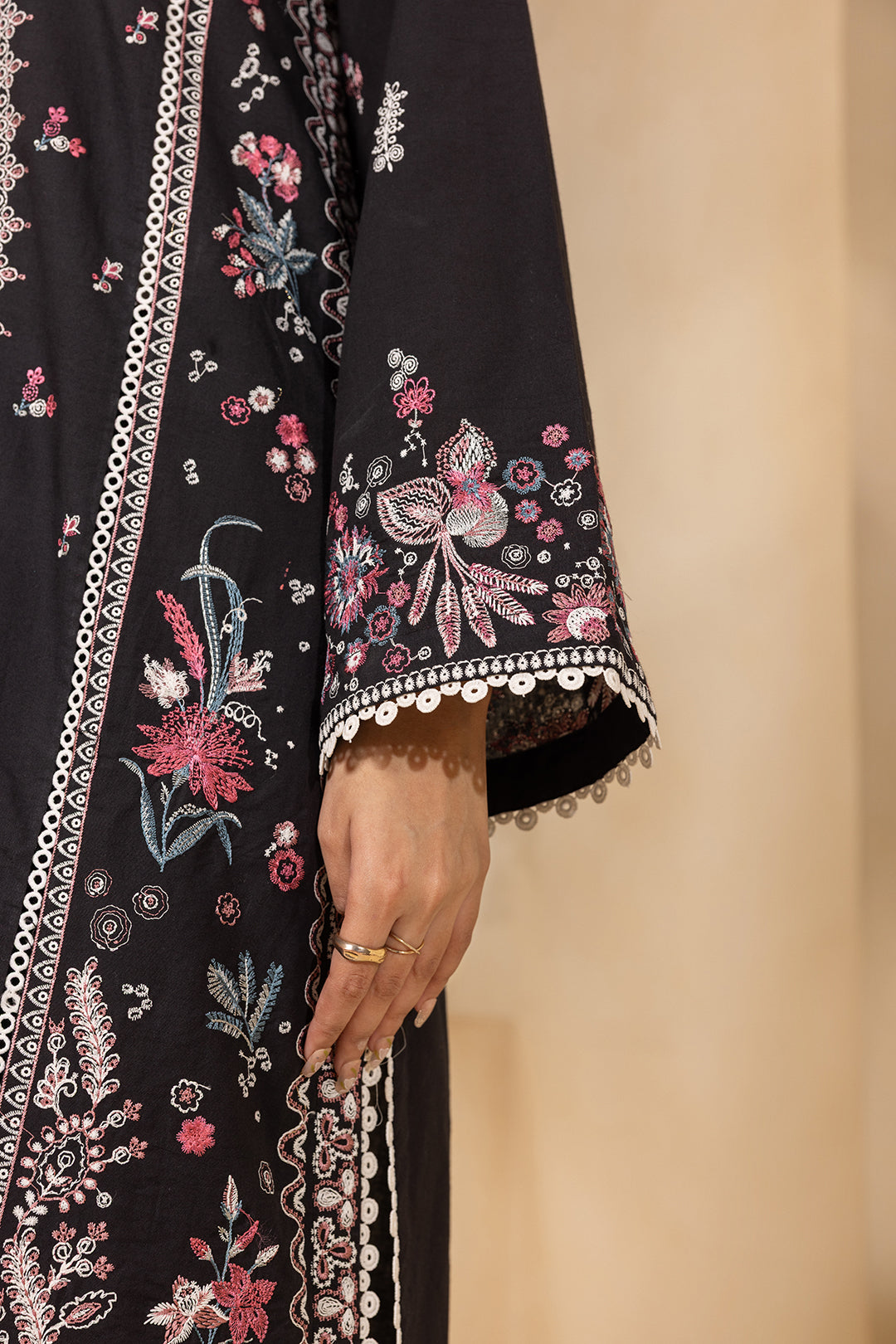 Embroidered Shirt Shalwar Dupatta - 0660