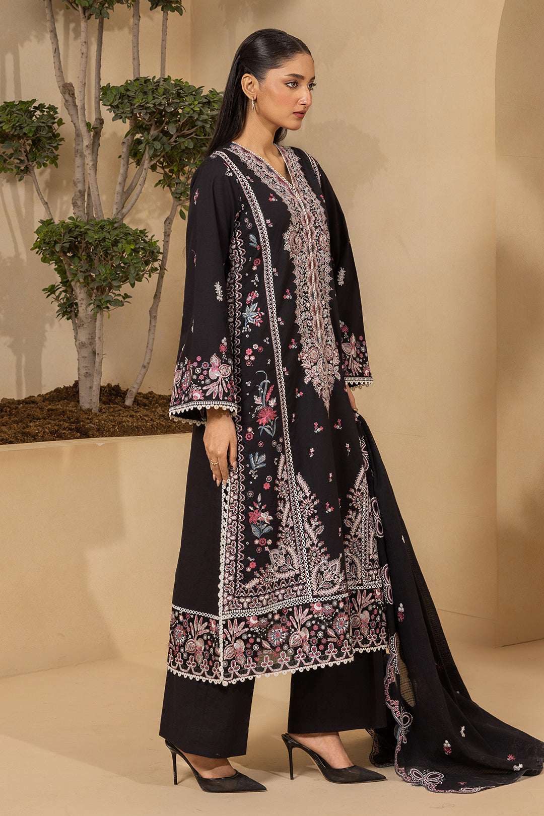 Embroidered Shirt Shalwar Dupatta - 0660