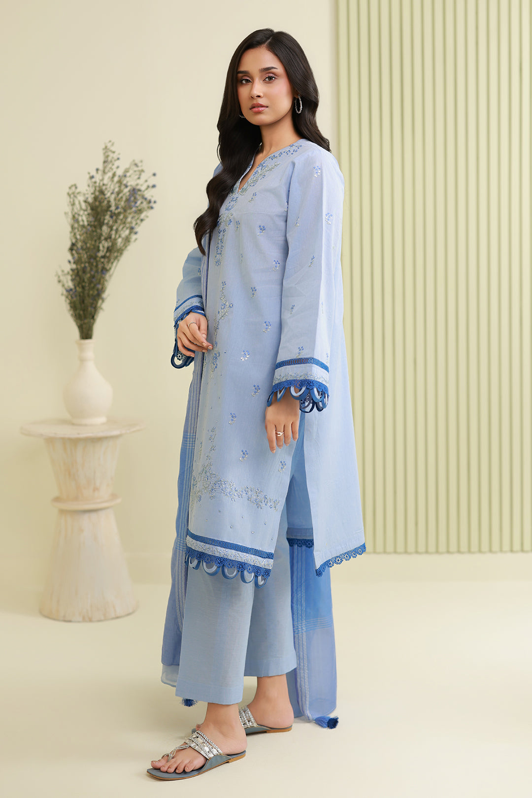 Embroidered Shirt Shalwar Dupatta - 0846