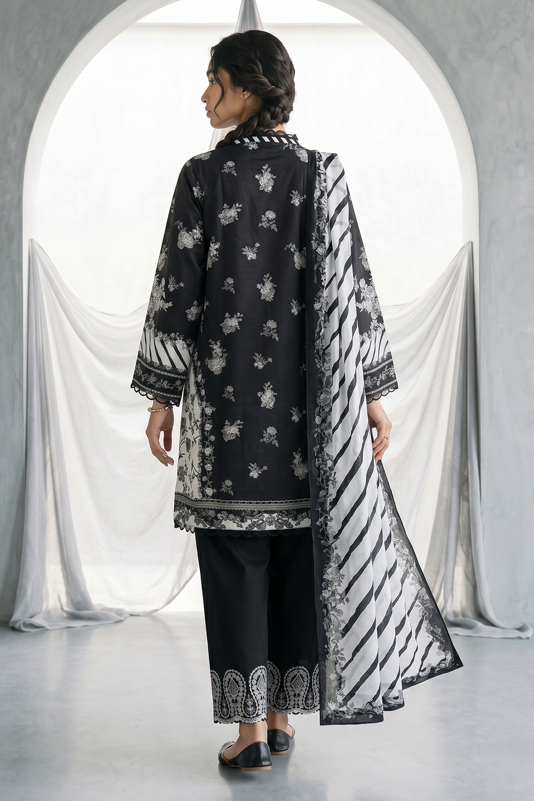 Embroidered Shirt Shalwar Dupatta - 0972