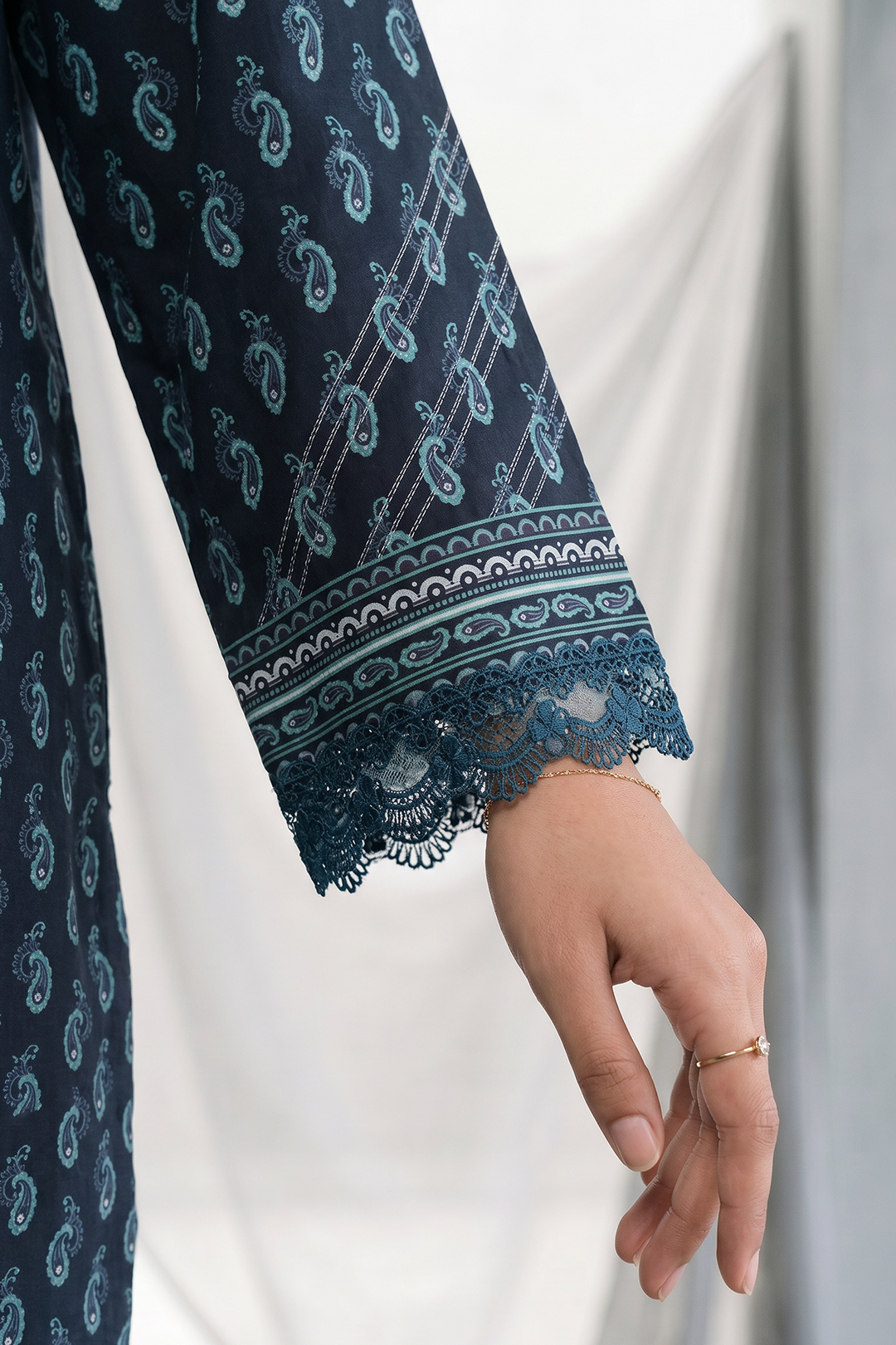 Shirt Shalwar Dupatta - 1077