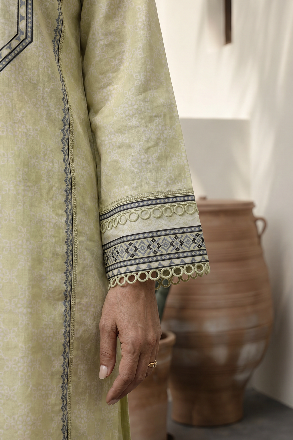 Shirt Shalwar Dupatta - 8024
