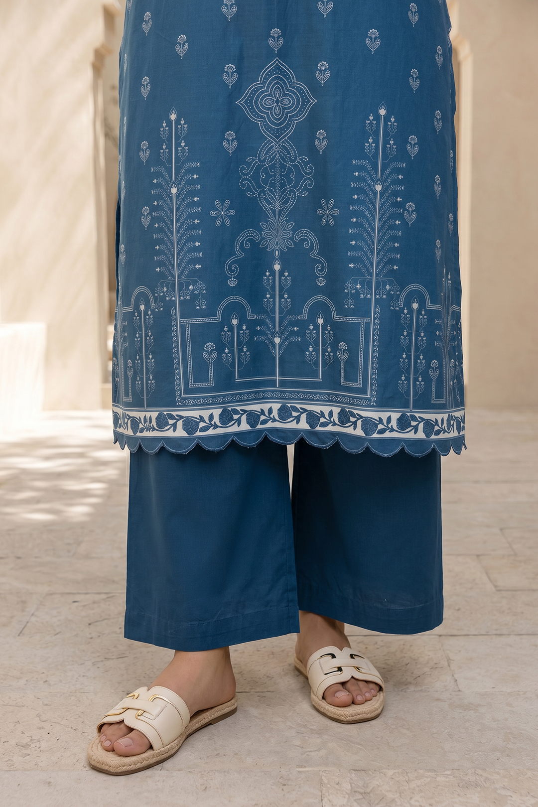 Shirt Shalwar Dupatta - 8056