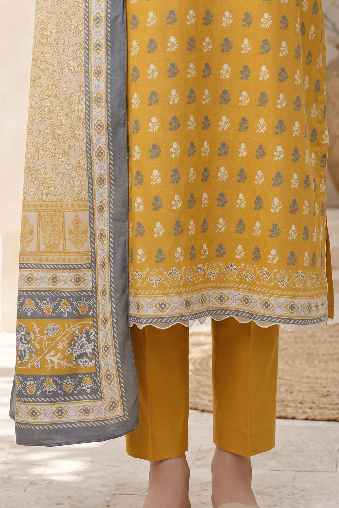 Shirt Shalwar Dupatta - 8062