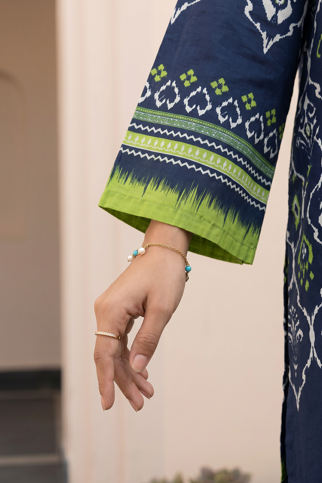 Shirt Shalwar Dupatta - 8064