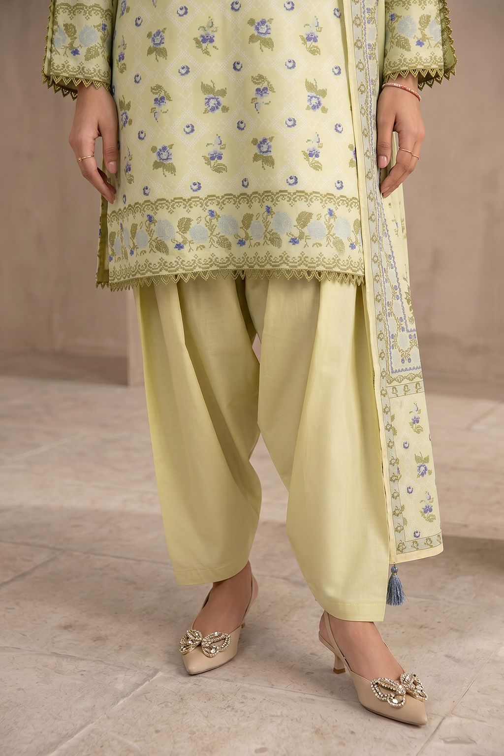 Shirt Shalwar Dupatta - 8070