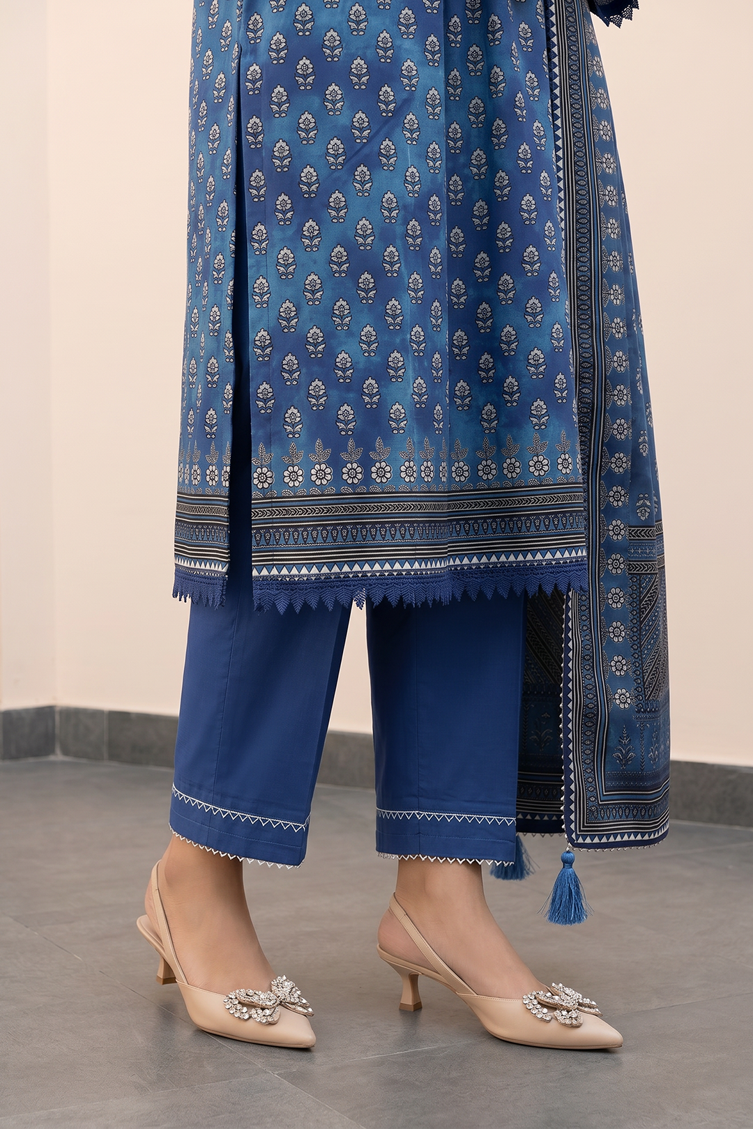 Shirt Shalwar Dupatta - 8111