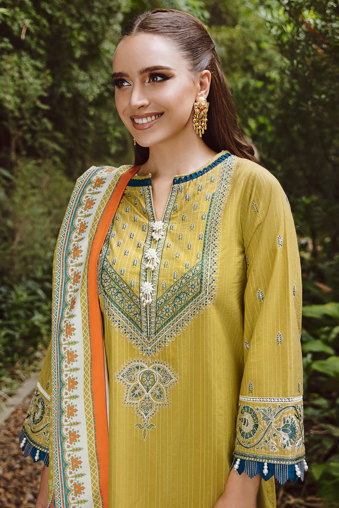 Embroidered Shirt Shalwar Dupatta - 0695