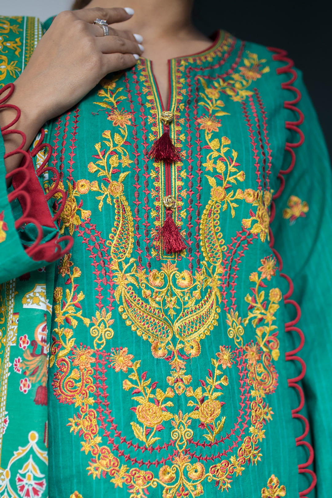 Embroidered Shirt Shalwar Dupatta - 0843