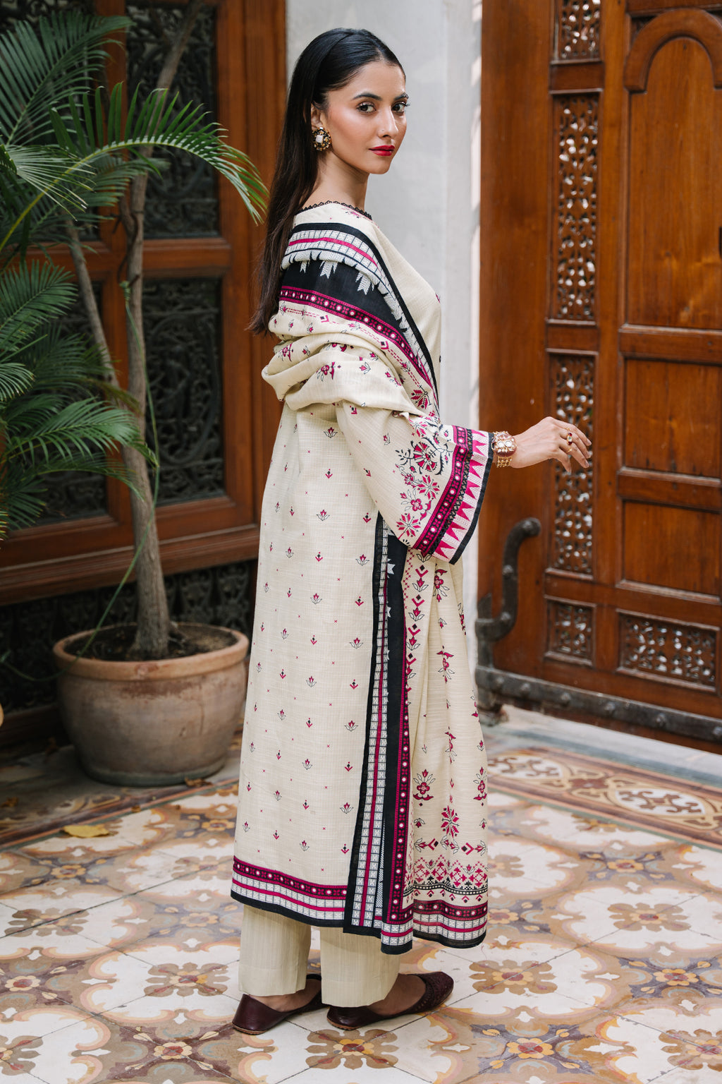 Embroidered Shirt Dupatta - 0173