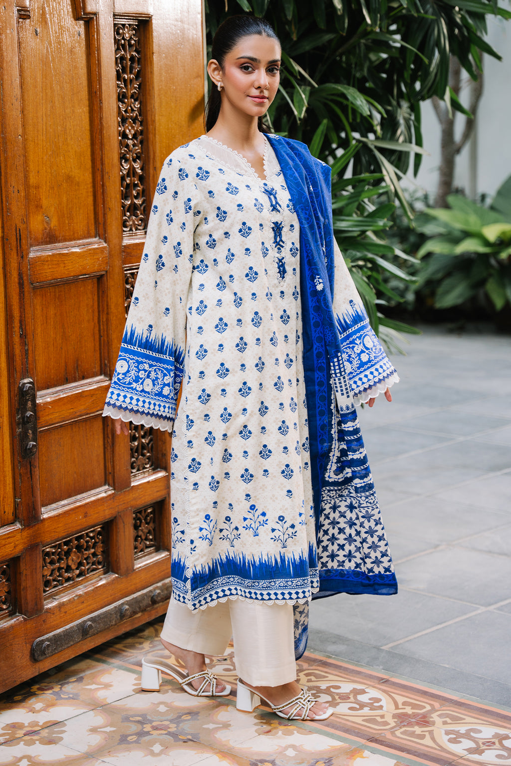 Embroidered Shirt Dupatta - 0265
