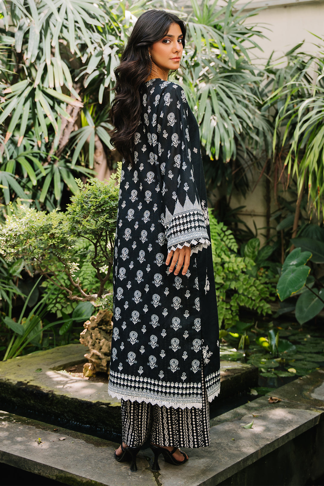 Embroidered Shirt Shalwar - 0268