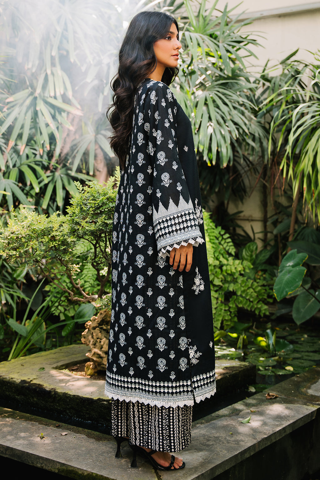 Embroidered Shirt Shalwar - 0268