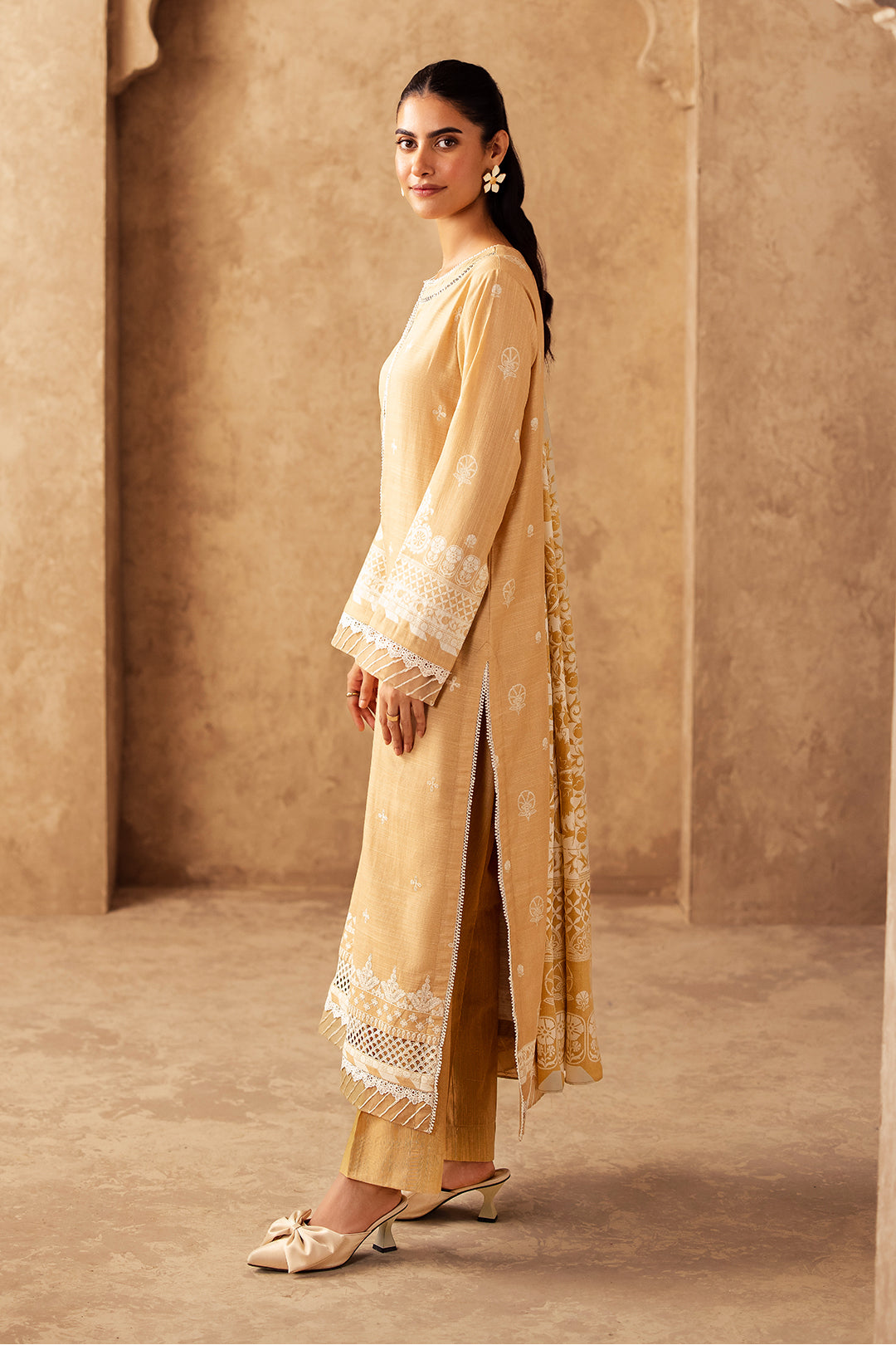 Embroidered Shirt Shalwar Shawl - 0310