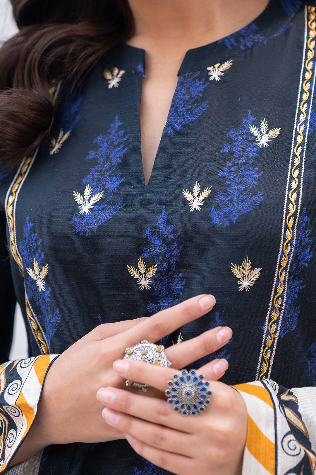 Embroidered Shirt Shalwar Dupatta - 0475