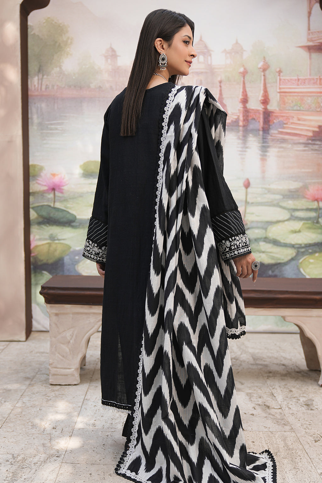 Embroidered Shirt Shalwar Shawl - 0490