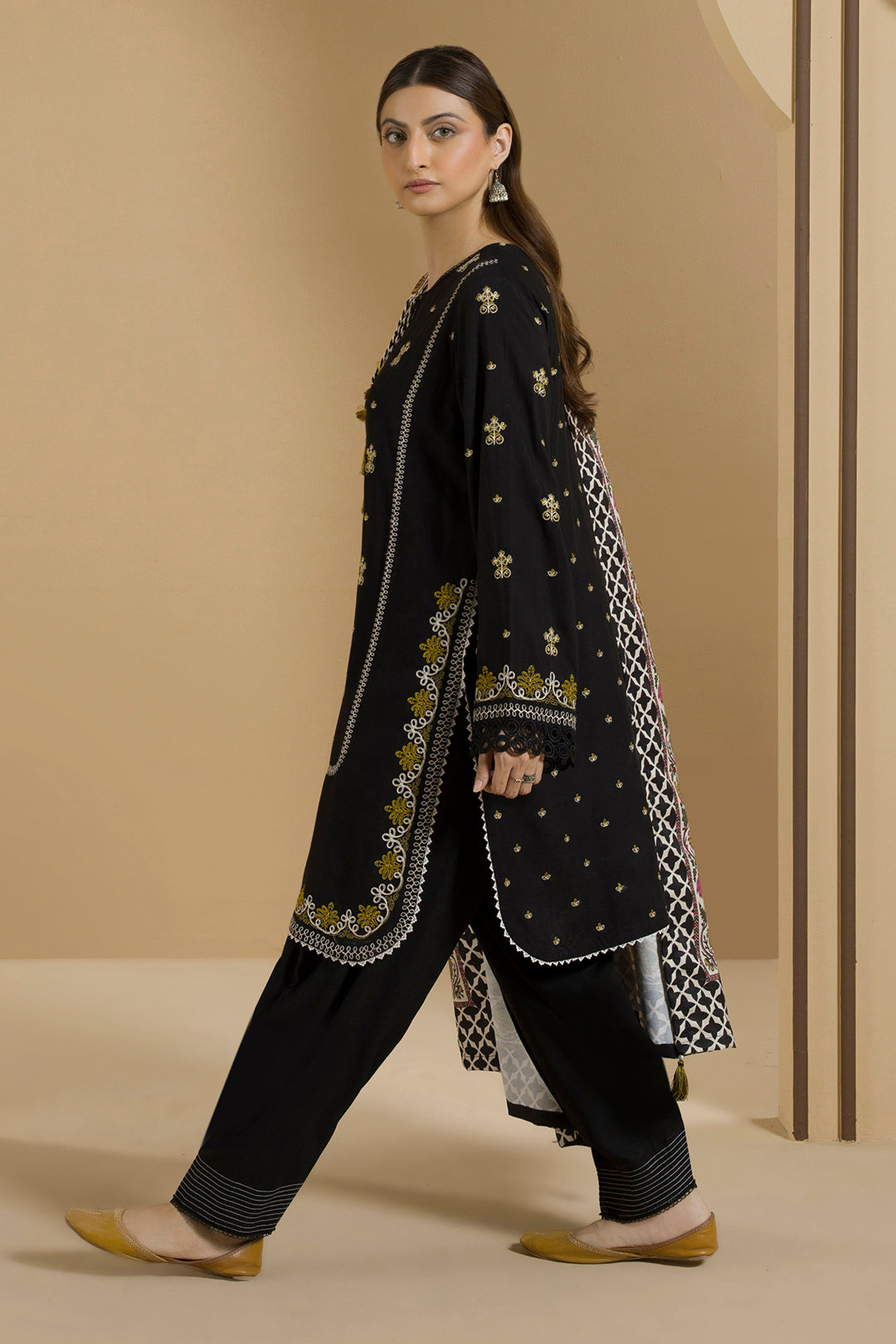Embroidered Shirt Shalwar Dupatta - 0112