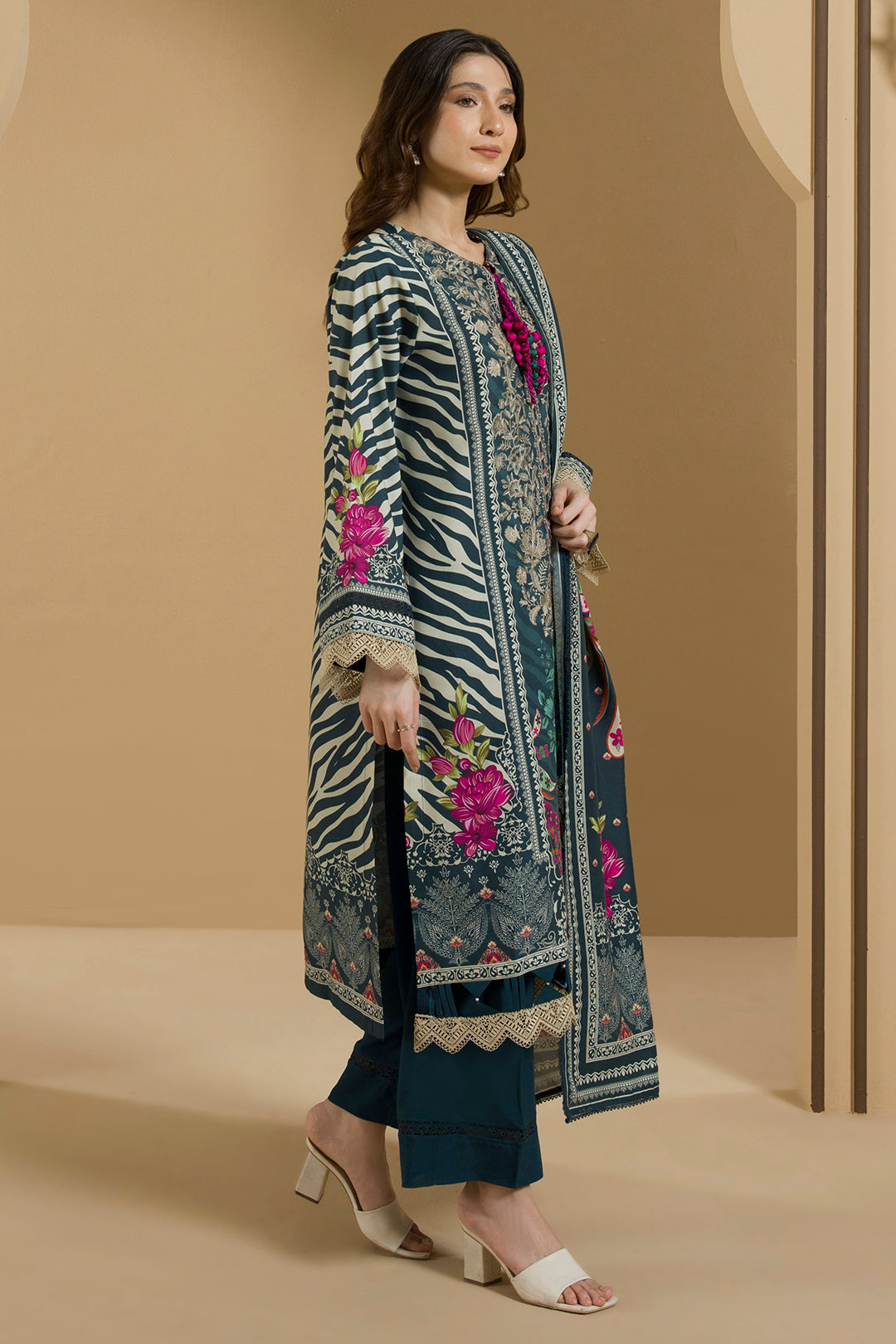 Embroidered Shirt Shalwar Dupatta - 0114