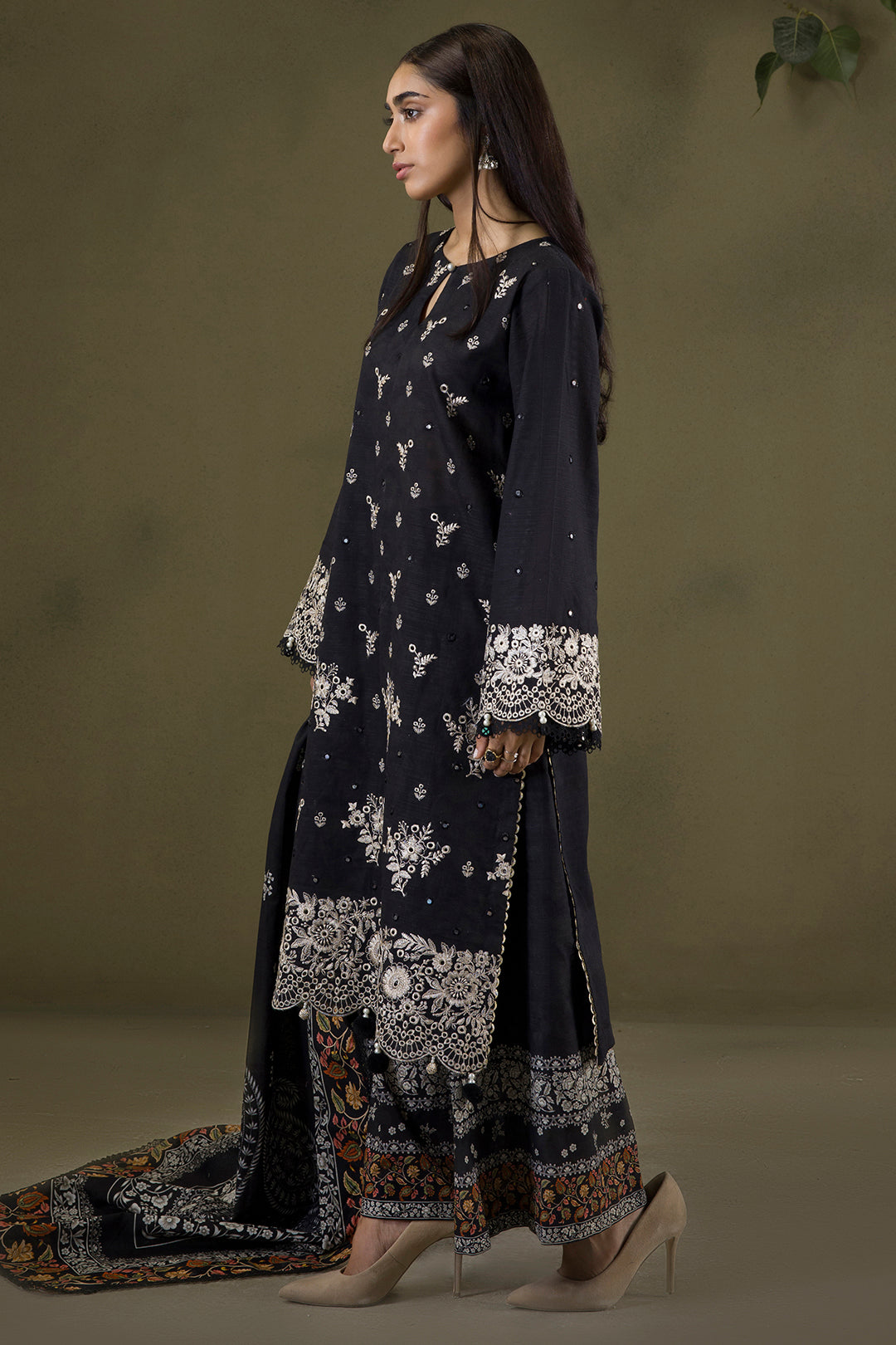 Embroidered Shirt Shalwar Shawl - 0239