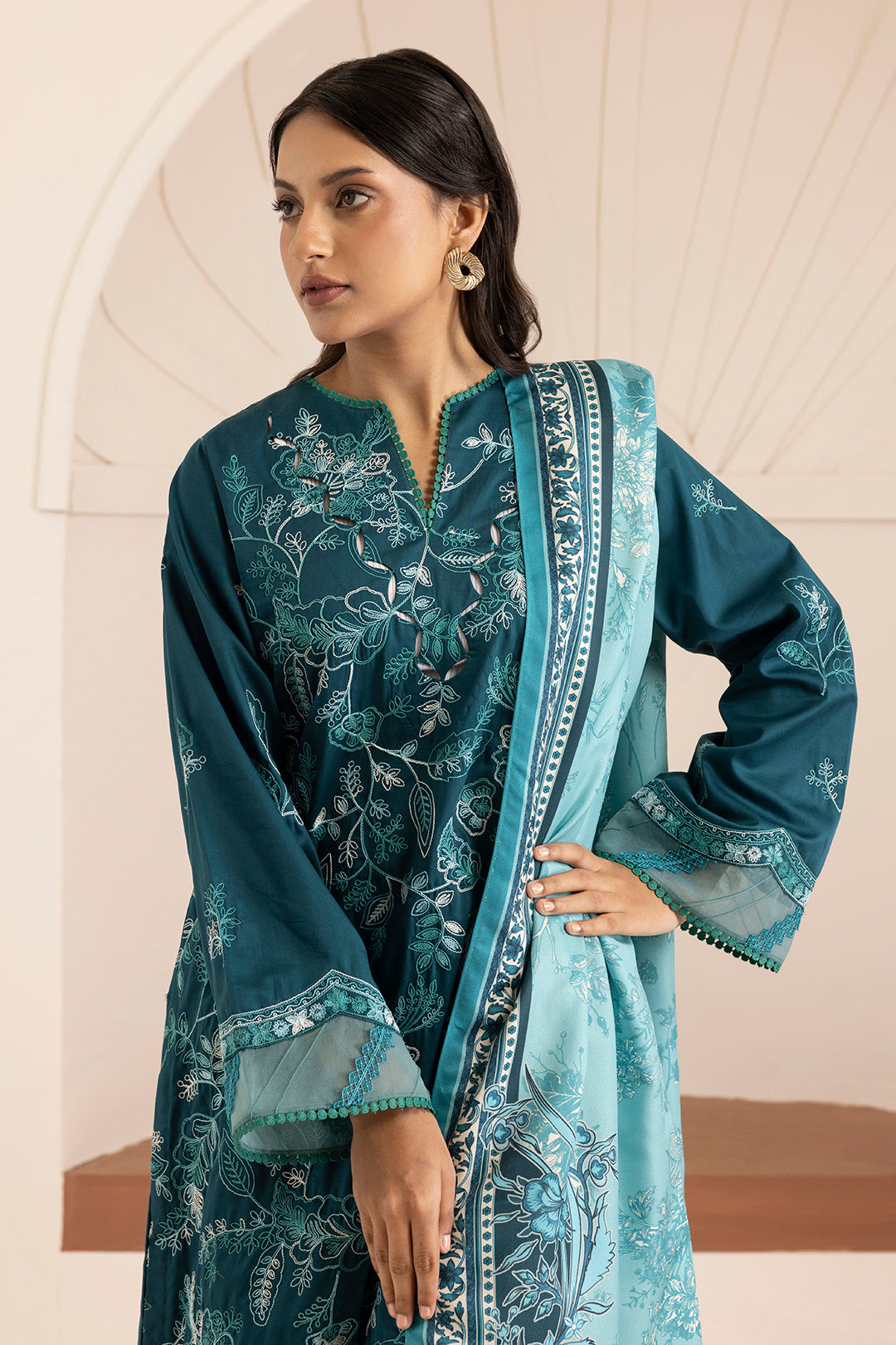 Embroidered Shirt Shalwar Shawl - 0260