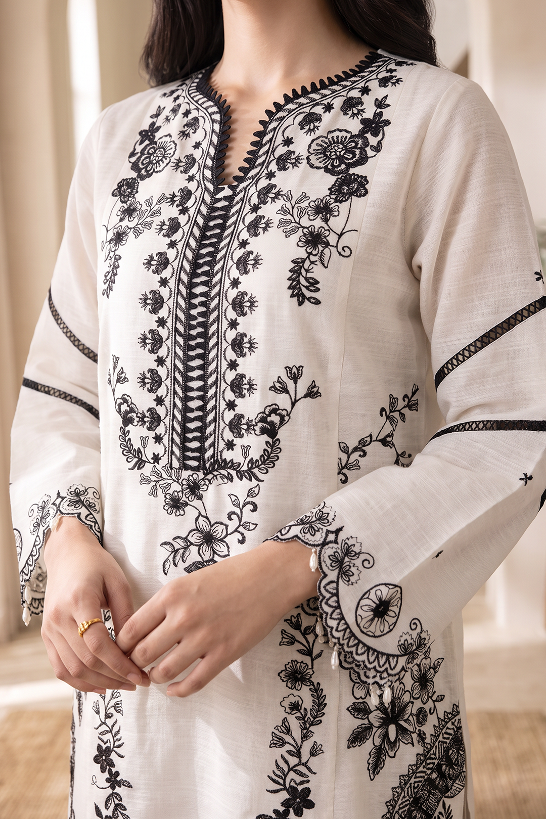 Embroidered Shirt Shalwar Shawl - 0325